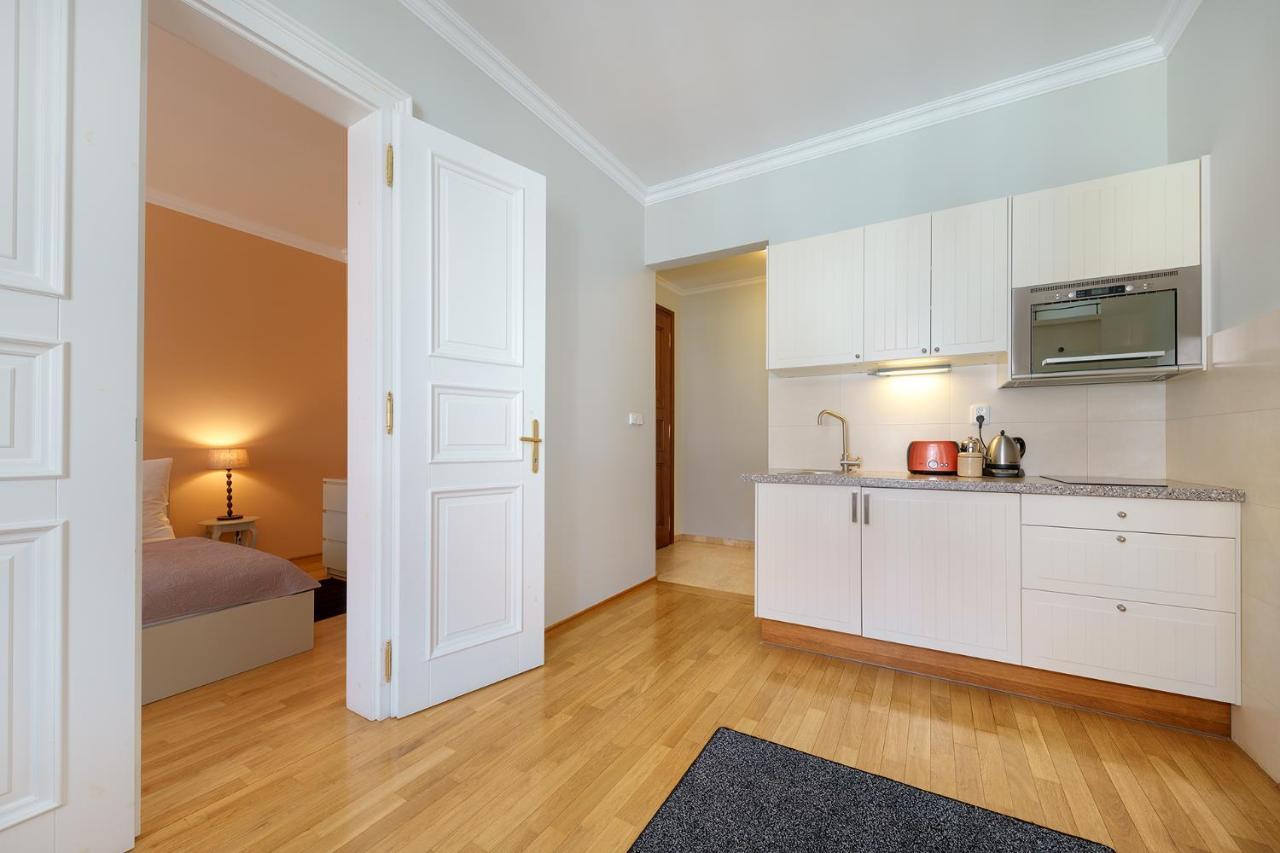 Hunger Wall Residence Praga Exterior foto